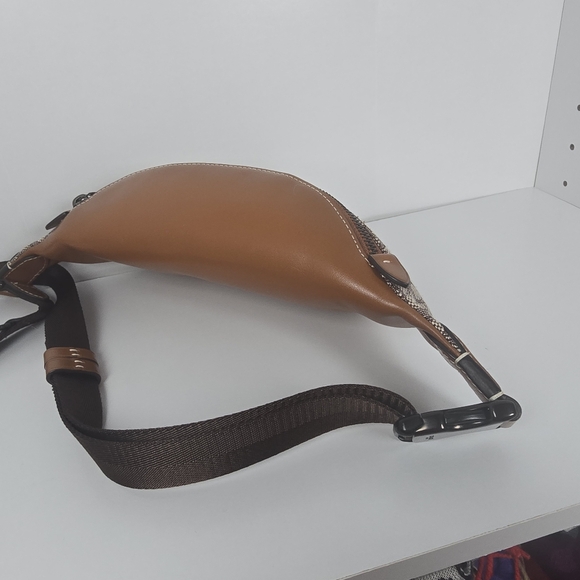 Coach Charter Belt Bag 7 in Micro Signature Jacquard - Picture 14 of 14